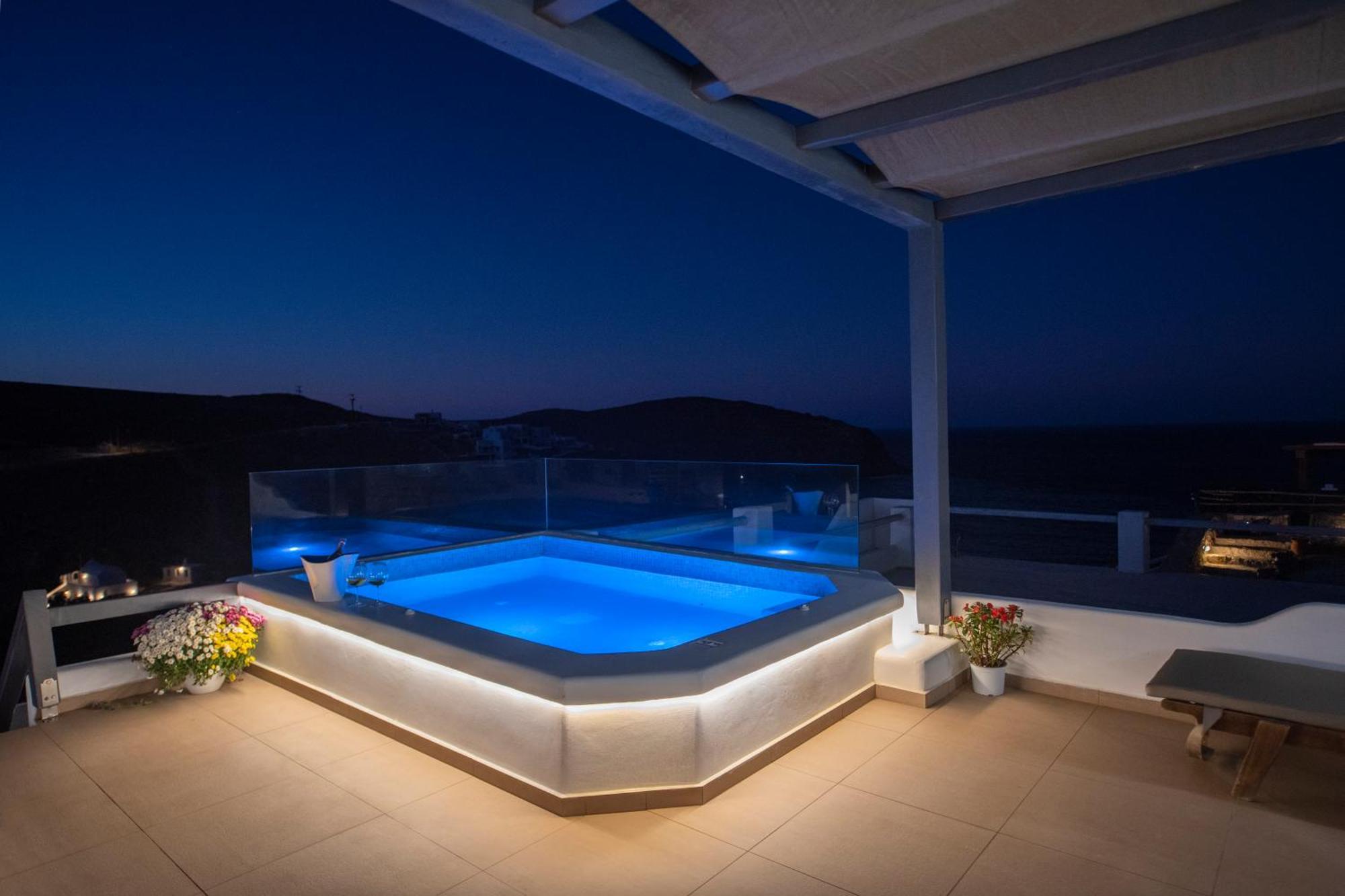 Myrsini'S Luxury Suites Merchia Mykonos Town Ngoại thất bức ảnh